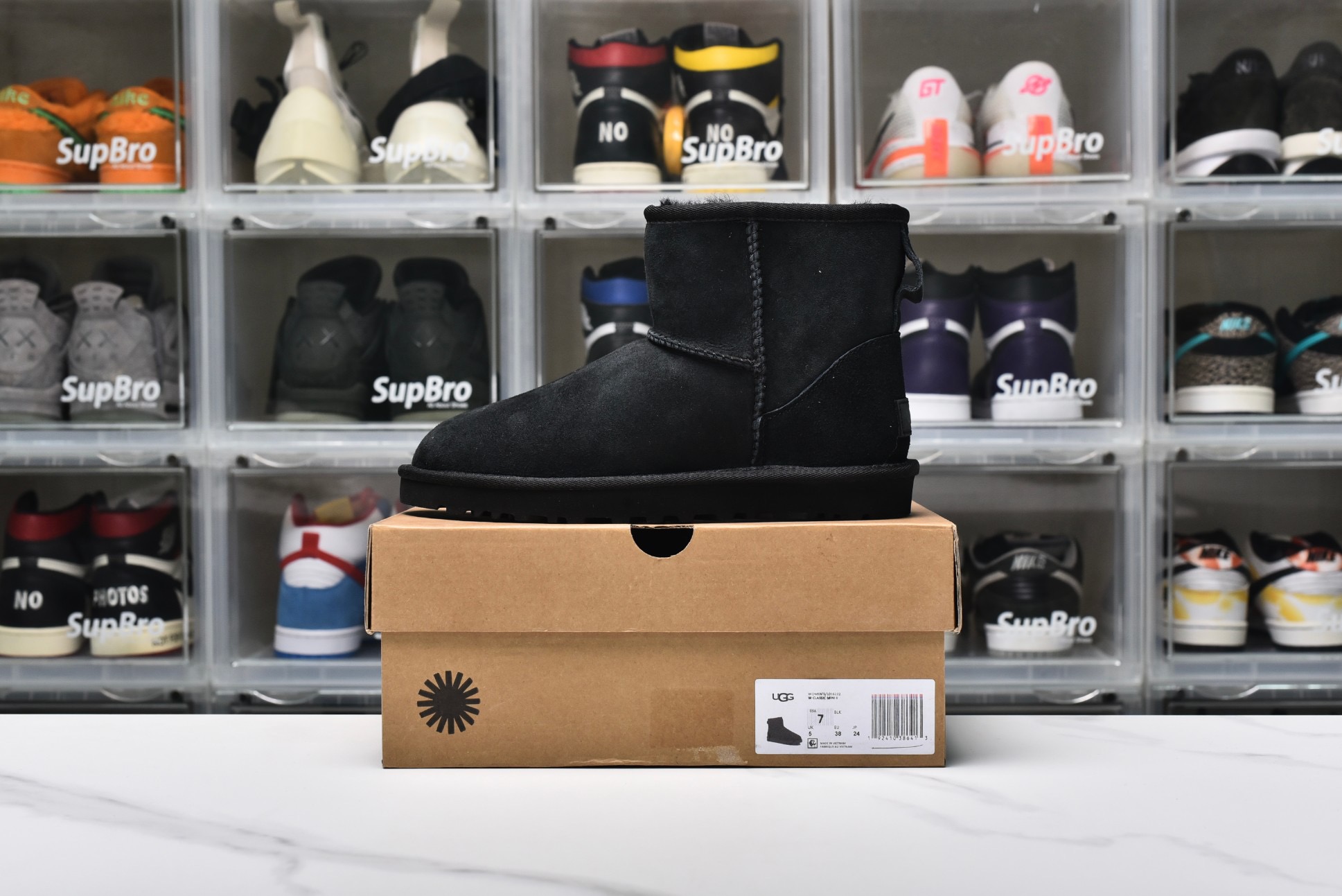 UGG Women Classic Mini II Boot Black 1016222